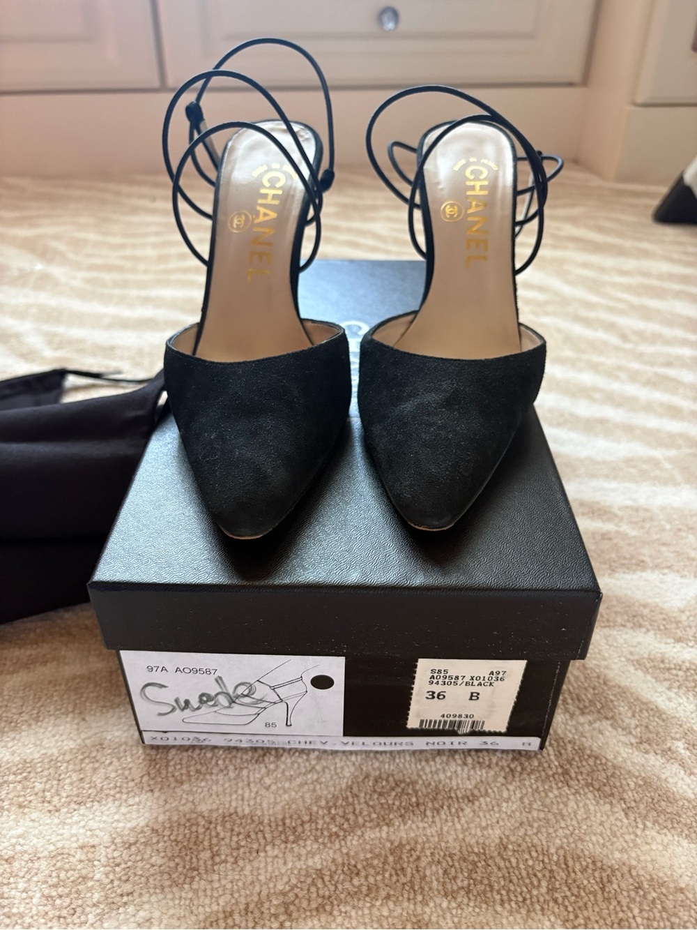 CHANEL Black suede heels